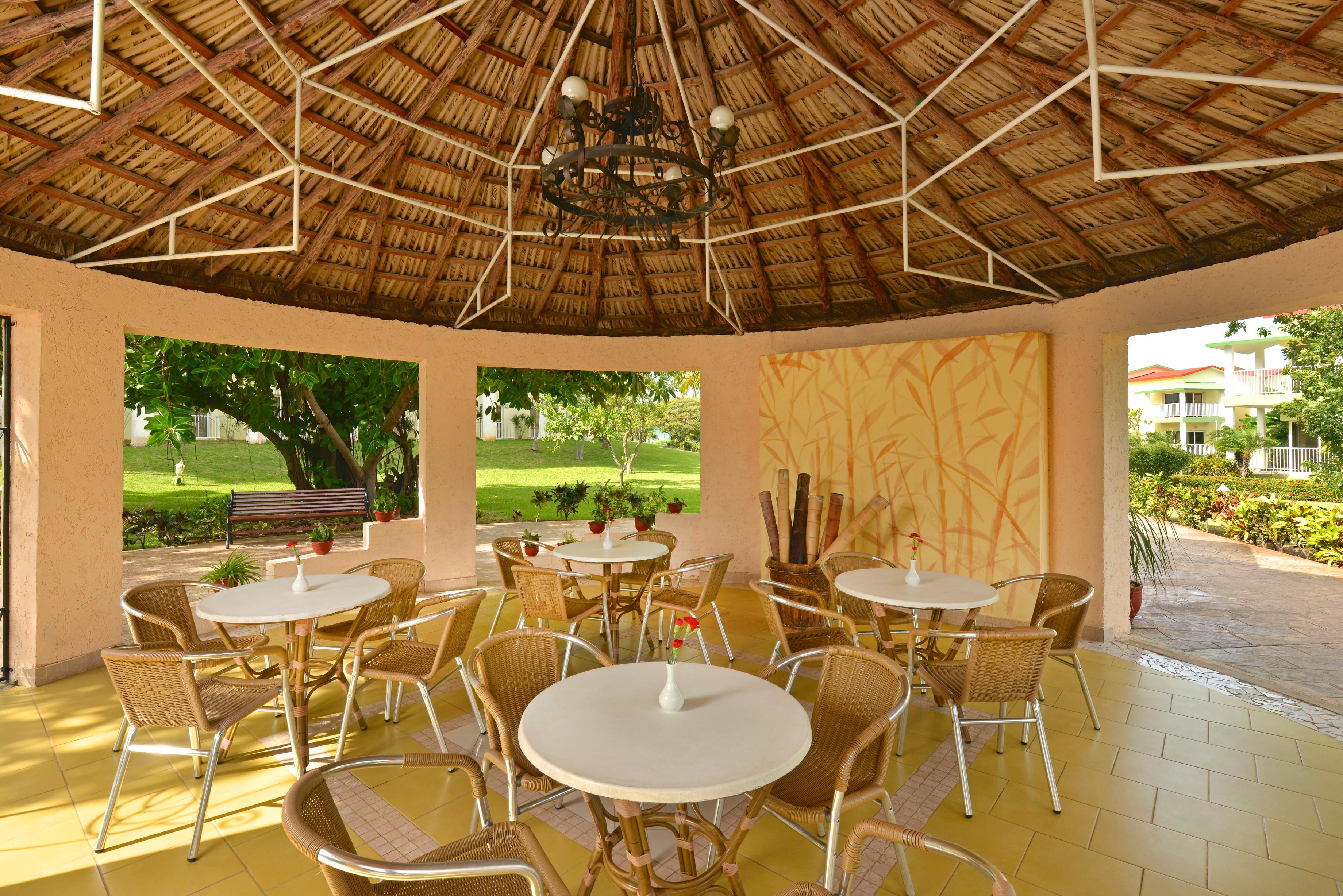 Iberostar Tainos Hotel Varadero Exterior photo